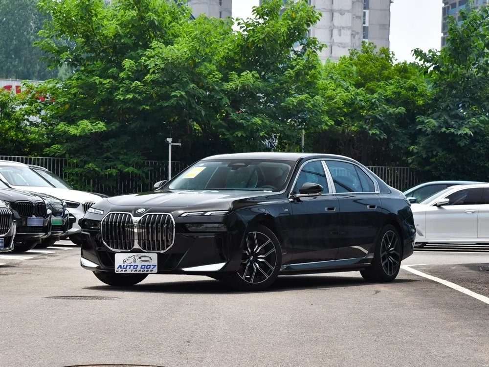 BMW I7 Electric Tsheb